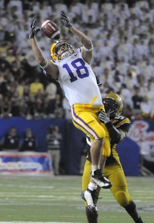 Richard Dickson Catching Pass